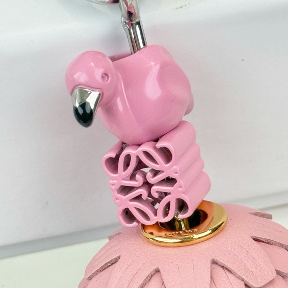 Loewe Charm - Picture 4 of 5
